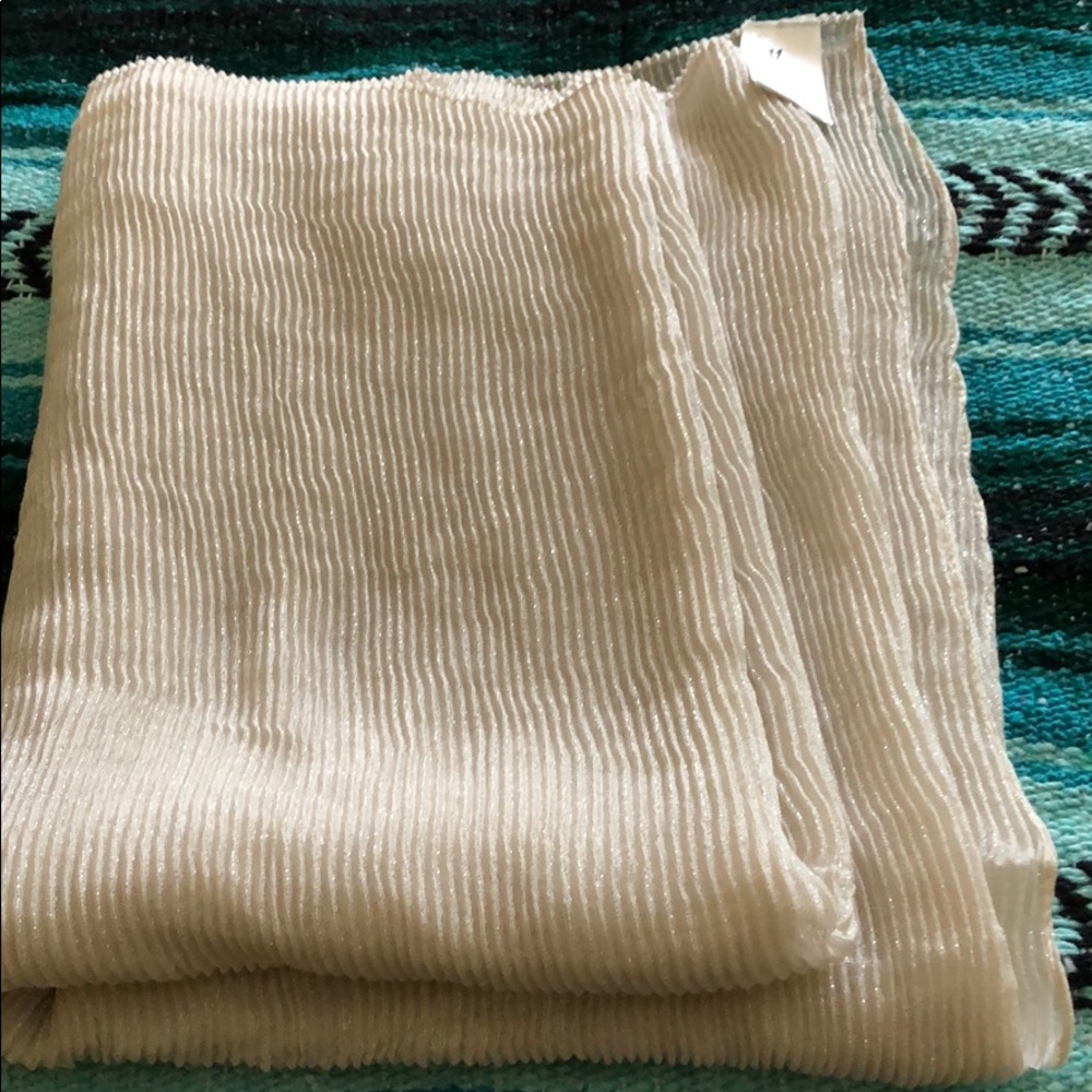H&M Large Shimmery White Scarf